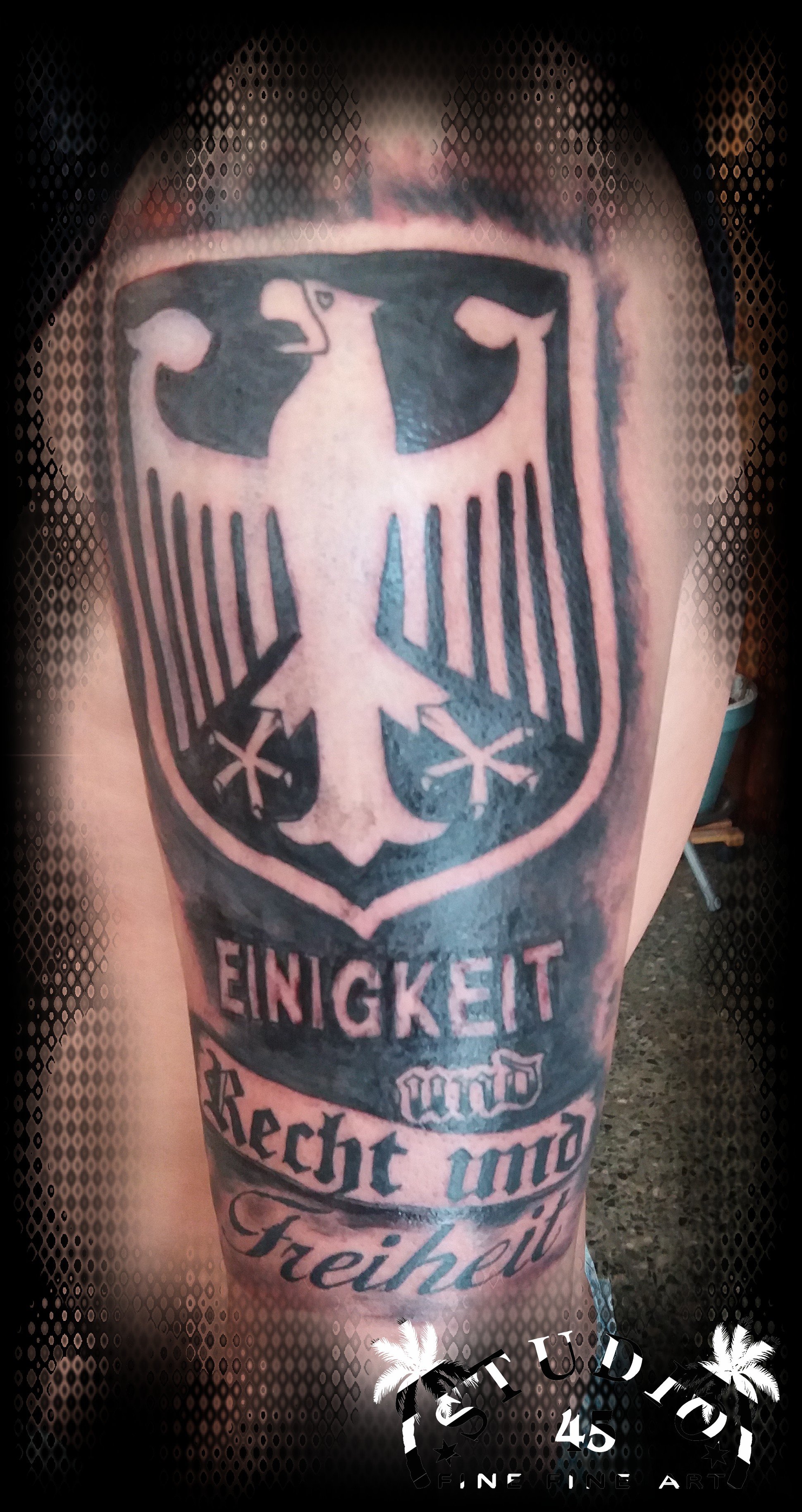 Einigkeit und Recht und Freiheit Bundesadler Tattoo Recklinghausen STUDIO 45